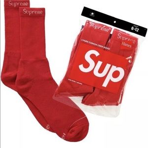 Supreme Hanes crew socks ( 4 pack )